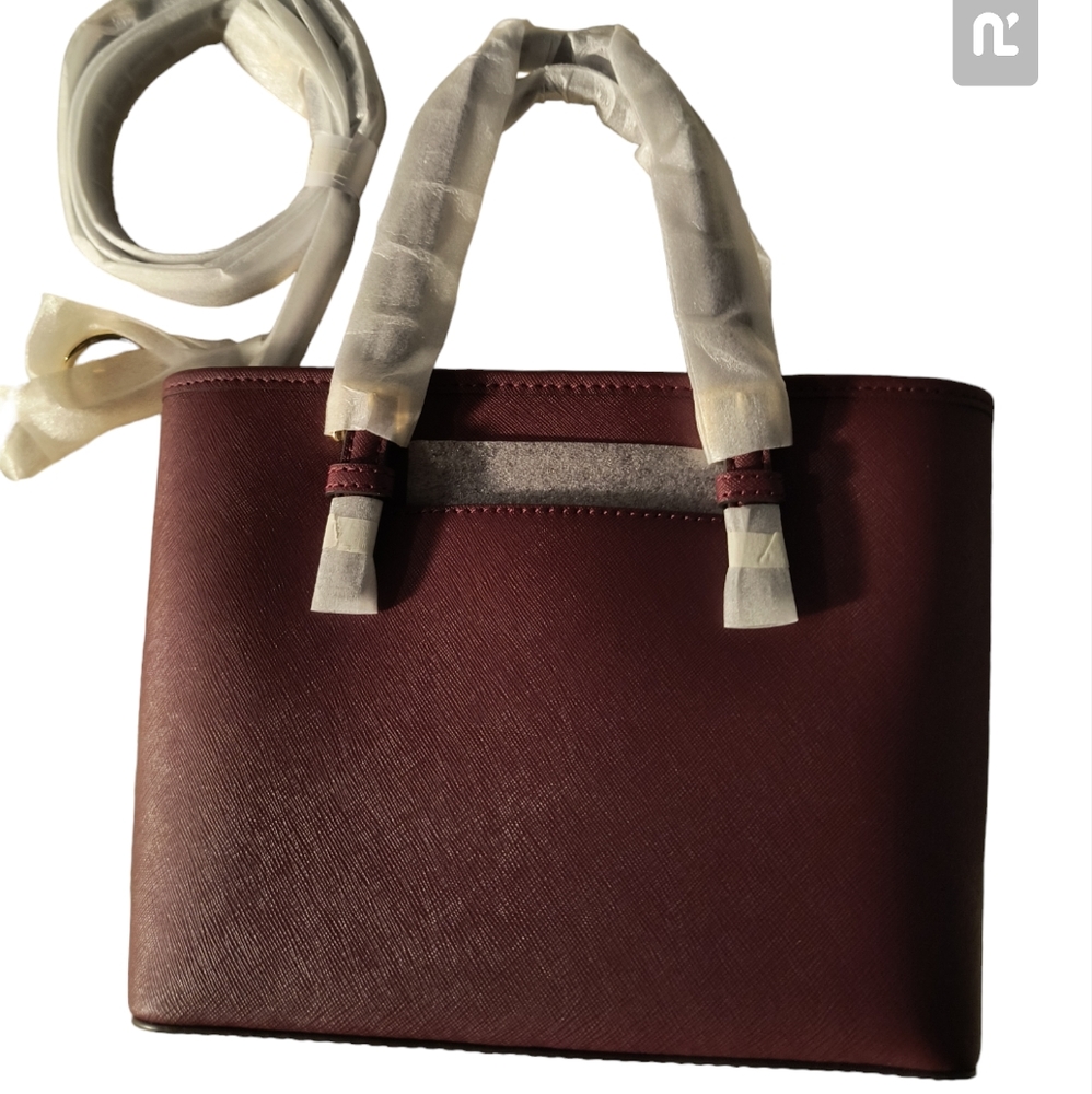 Michael Kors Jet Set Travel XS Saffiano Leather in Dark Cherry Crossbody - Picture 3 of 13